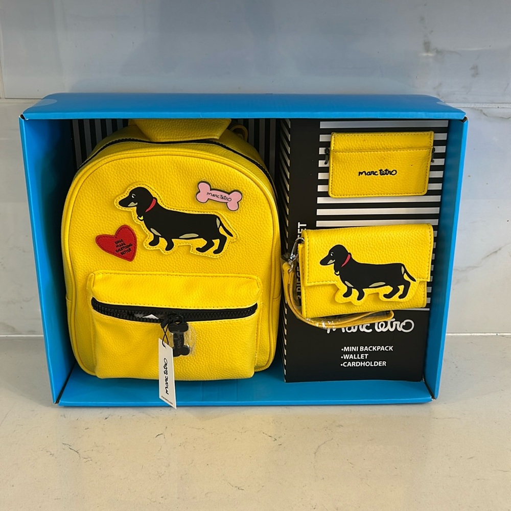 Marc Tetro Dachshund backpack, card case and  Wallet. Great holiday gift !!!